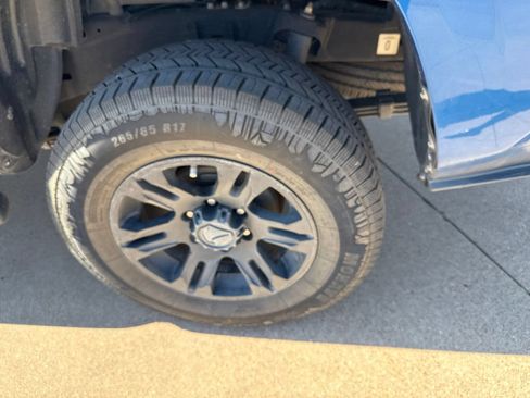 Used 2016 Toyota Tacoma SR5 w/ Towing Package RWD image 13