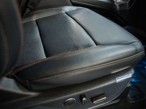 Certified 2023 Ford F150 Lariat w/ Equipment Group 502A High image 42