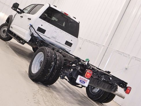 New 2026 Ford F450 XL w/ XL Chrome Package image 24