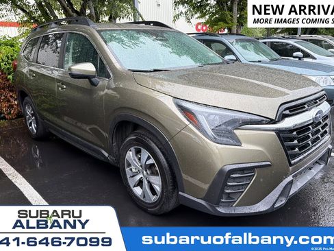 Used 2023 Subaru Ascent Premium w/ Convenience Package AWD/4WD image 1