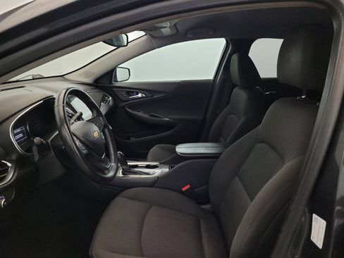 Used 2018 Chevrolet Malibu LT FWD image 17