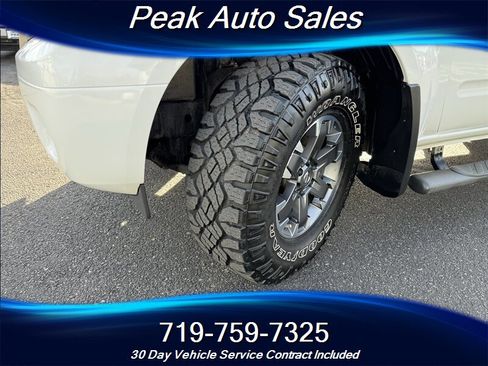 Used 2018 Nissan Frontier PRO-4X image 10