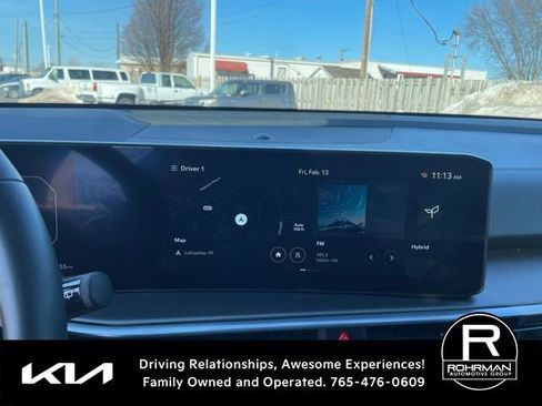 Certified 2025 Kia Sorento SX Prestige image 12