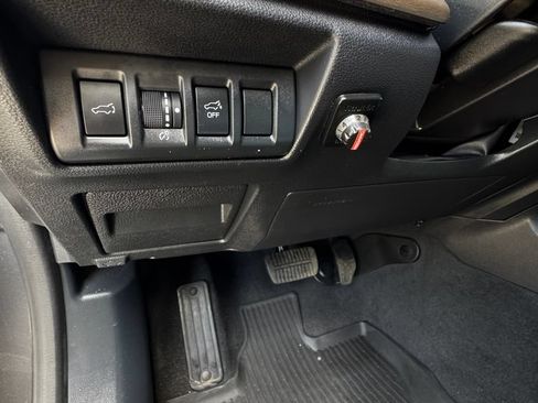 Used 2020 Subaru Outback Onyx Edition XT AWD/4WD image 14