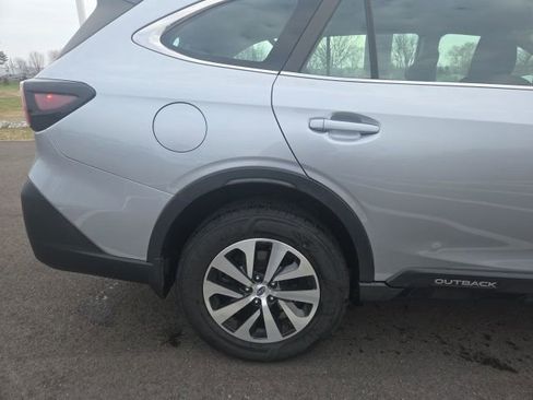 Used 2022 Subaru Outback 2.5i image 7