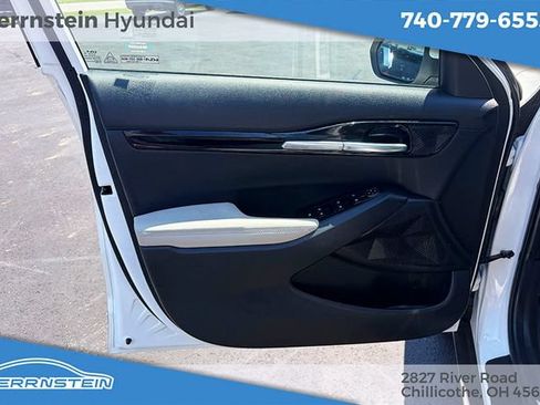 Used 2023 Kia Seltos EX AWD/4WD image 11