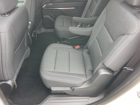 New 2026 Chevrolet Traverse LT image 24