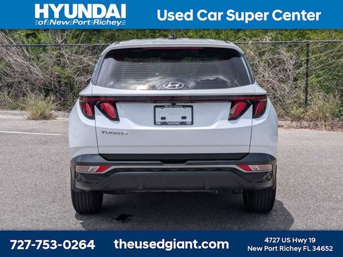 Used 2024 Hyundai Tucson SE FWD image 4