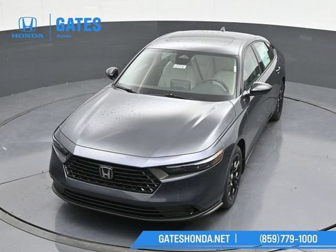 Certified 2025 Honda Accord SE image 42