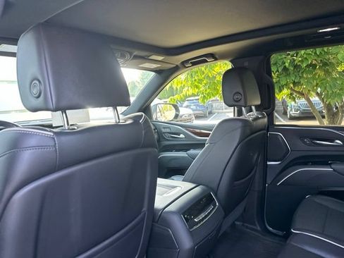 Used 2021 Cadillac Escalade Premium Luxury w/ Driver Assist Tech Package AWD/4WD image 15