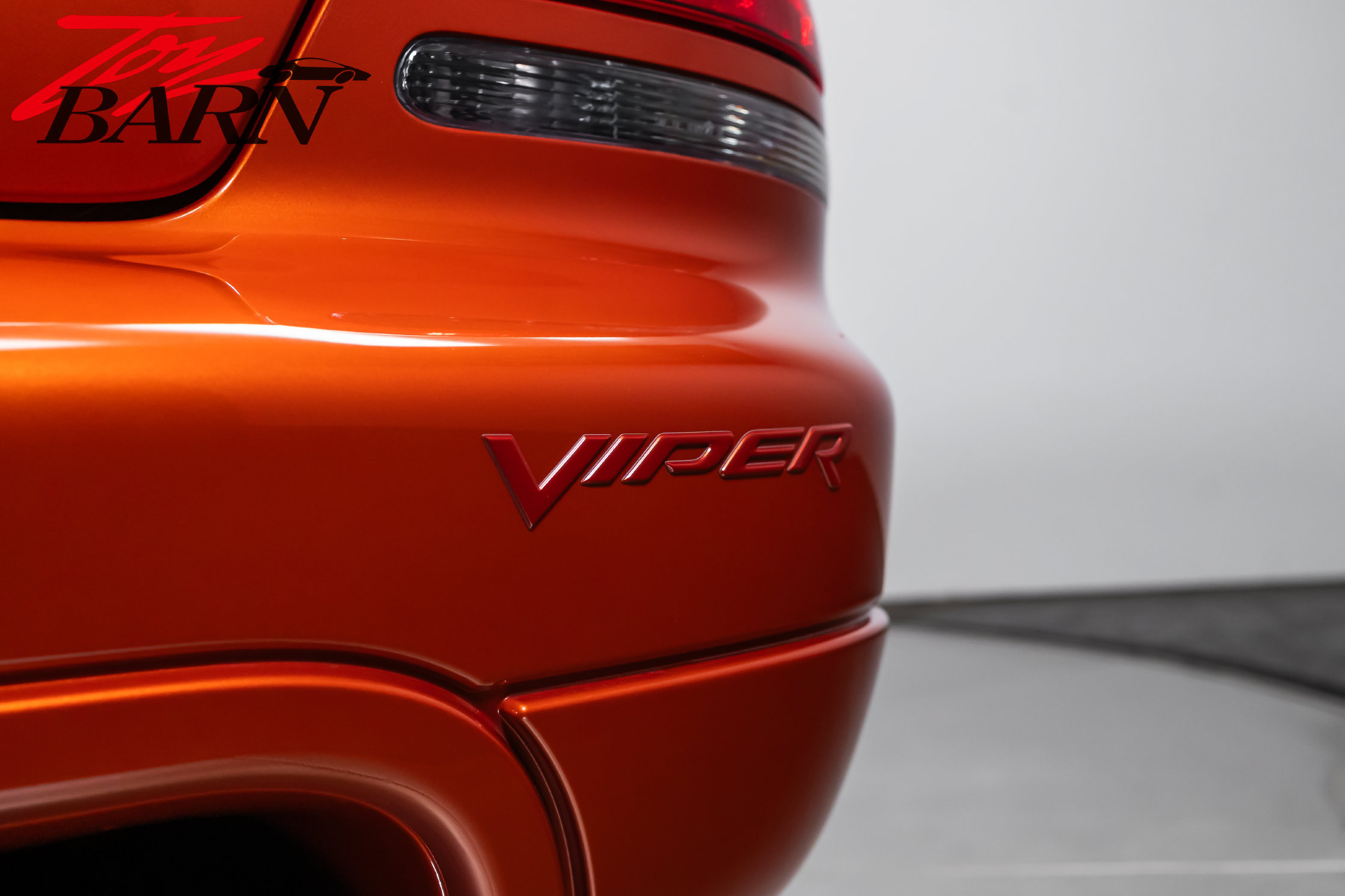 Used 2005 Dodge Viper SRT-10 w/ Copperhead Edition Group RWD image 19