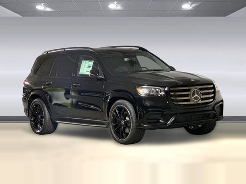 New 2026 Mercedes-Benz GLS 450 4MATIC image 6