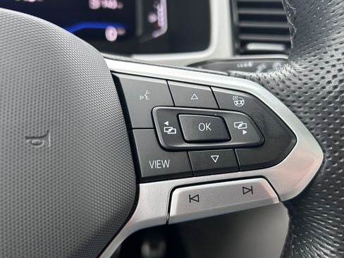 Used 2021 Volkswagen Atlas SEL Premium w/ MDO Package (Bench Seat) image 21