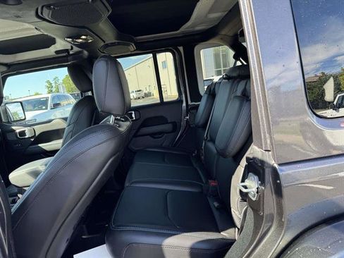 Used 2021 Jeep Wrangler Unlimited Rubicon 4xe w/ Steel Bumper Group image 7