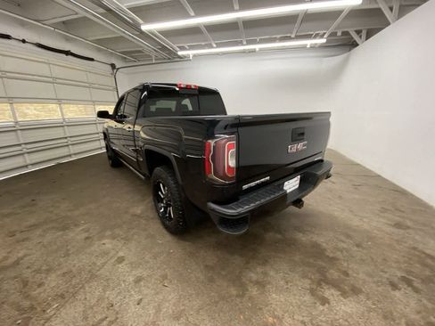 Used 2016 GMC Sierra 1500 Denali w/ Denali Ultimate Package image 4