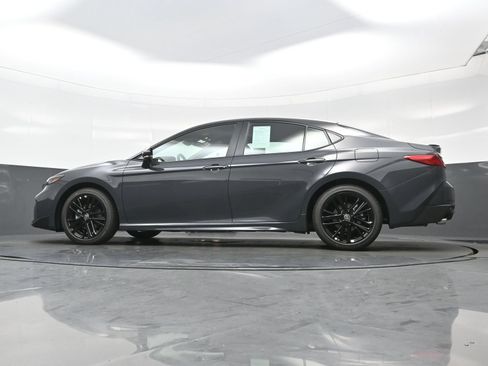 Used 2026 Toyota Camry SE FWD image 30