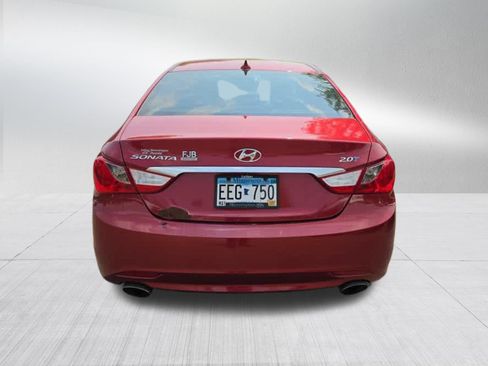 Used 2013 Hyundai Sonata SE w/ Navigation & Sunroof Pkg FWD image 3