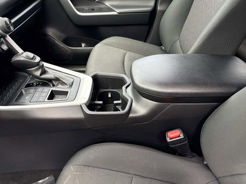 Used 2024 Toyota RAV4 XLE image 20