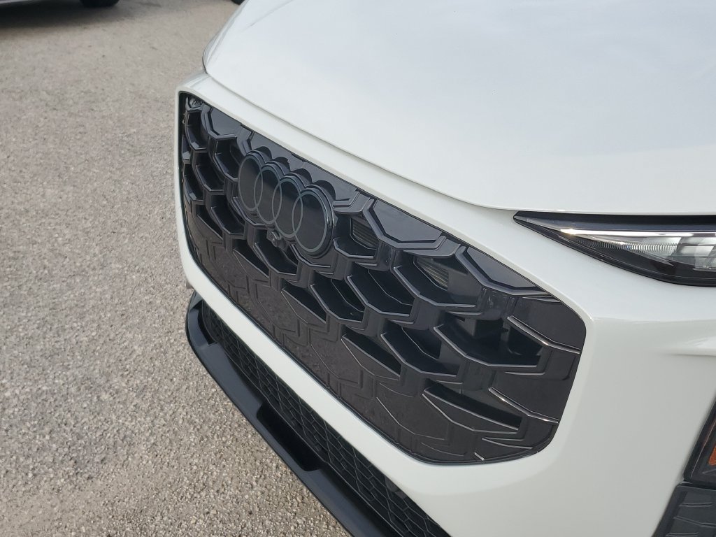 New 2026 Audi Q3 quattro 2.0T AWD/4WD image 11