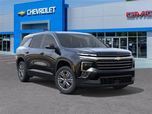 New 2025 Chevrolet Traverse LT w/ LPO, Floor Liner Package image 7