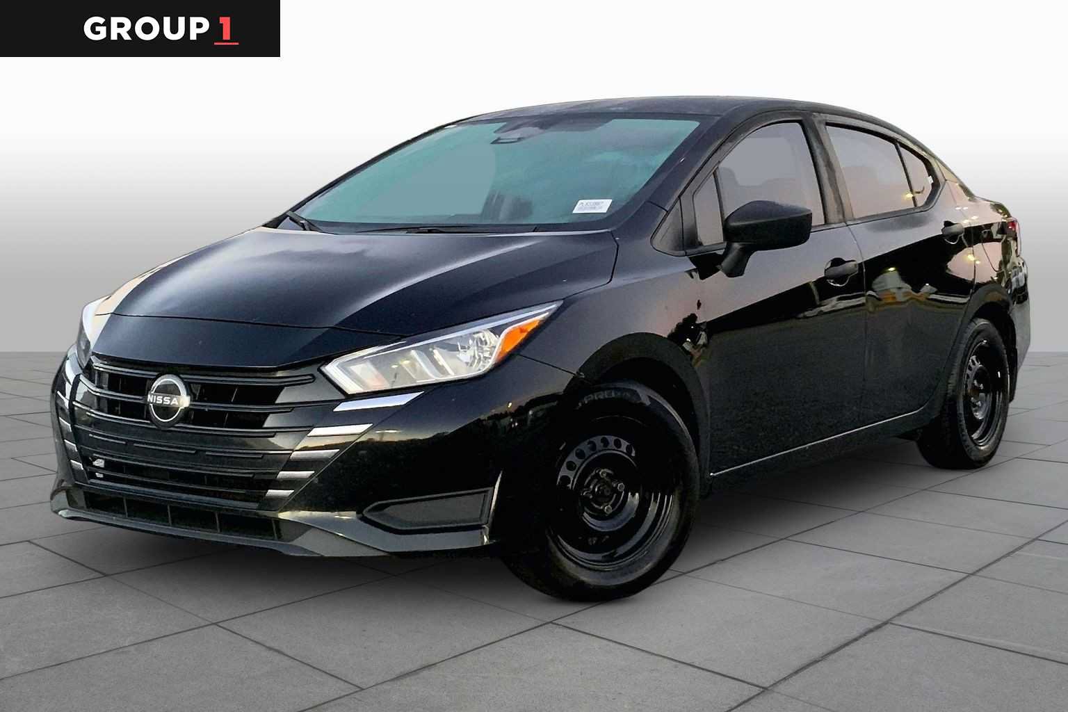Used 2023 Nissan Versa S w/ Trunk Package FWD image 1