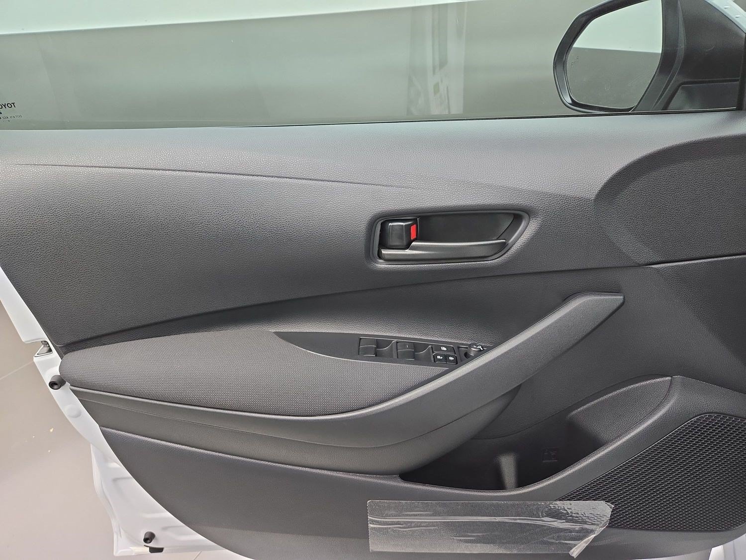 New 2027 Toyota Corolla LE FWD image 17