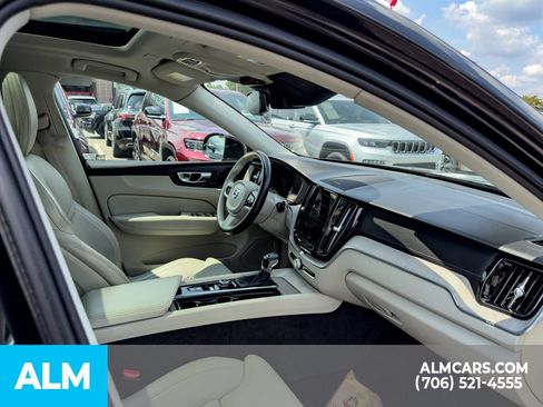 Used 2021 Volvo XC60 T5 Inscription w/ Protection Package Premier FWD image 9