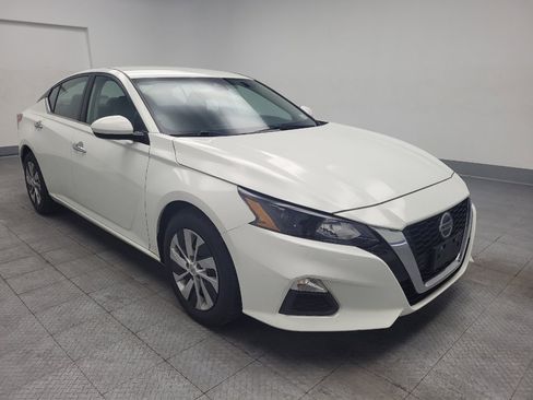 Used 2022 Nissan Altima 2.5 S FWD image 13