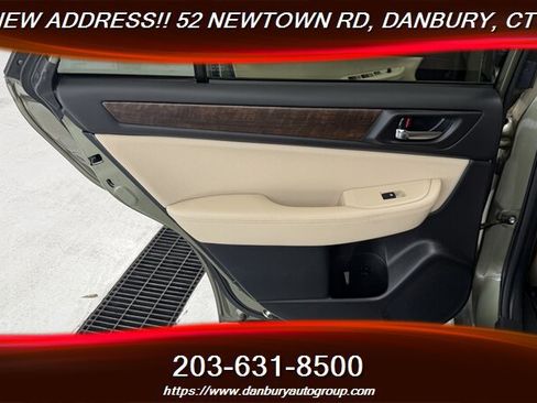 Used 2017 Subaru Outback 3.6R Limited AWD/4WD image 20