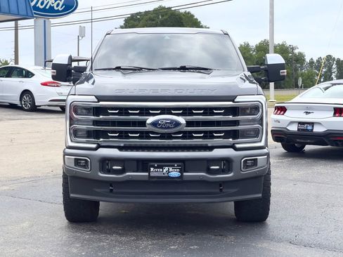Used 2024 Ford F250 Platinum w/ FX4 Off-Road Package AWD/4WD image 15