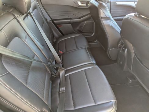 Used 2022 Ford Escape SEL image 15