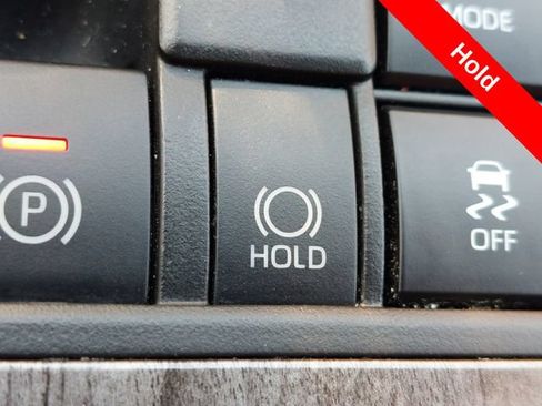 Used 2024 Toyota Highlander Platinum AWD/4WD image 27
