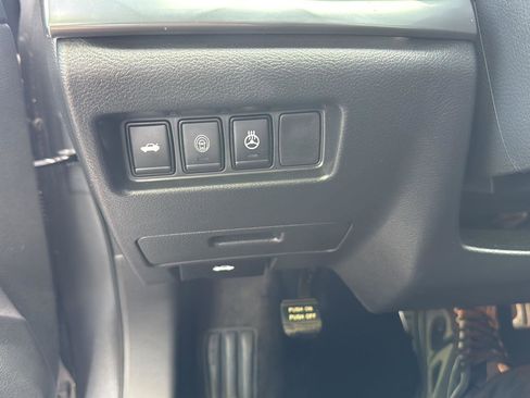 Used 2023 Nissan Maxima SR w/ Sport Mat Group FWD image 30