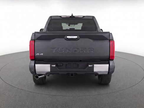 Used 2025 Toyota Tundra Limited AWD/4WD image 10