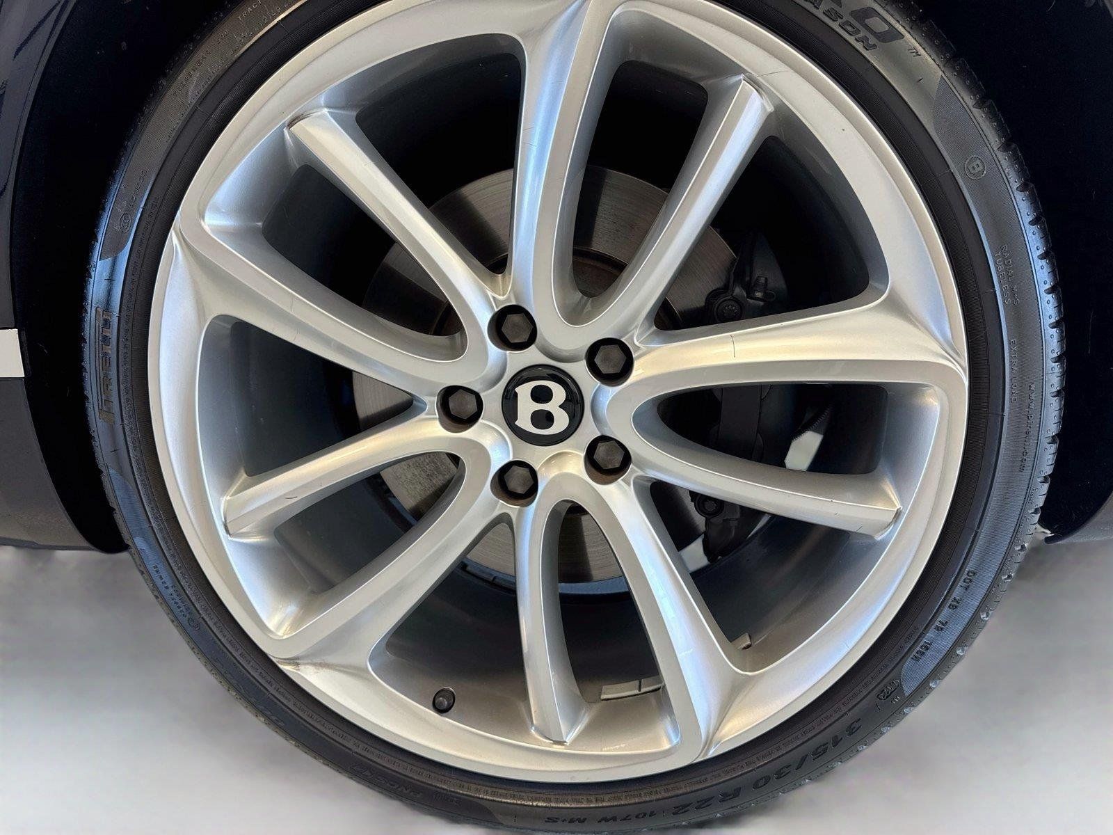 Used 2024 Bentley Continental GT AWD/4WD image 6