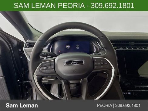 New 2025 Jeep Grand Cherokee L Laredo w/ Luxury Tech Group I image 11