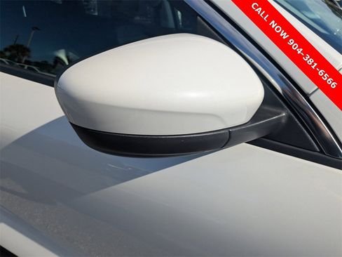 Used 2022 Ford Escape SEL w/ Technology Package image 12