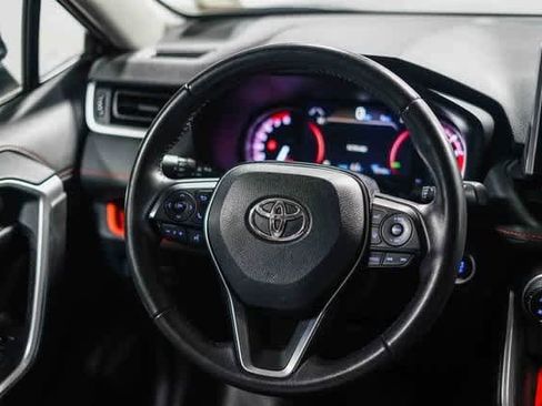 Used 2020 Toyota RAV4 Adventure image 16