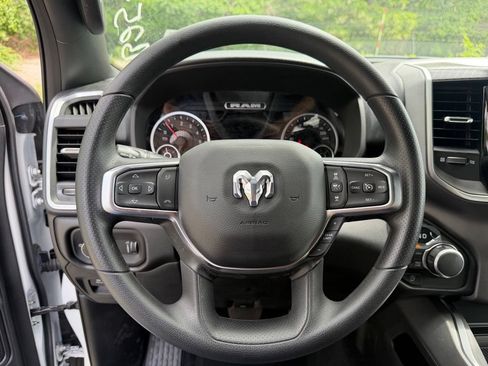 New 2026 RAM 1500 Express AWD/4WD image 11
