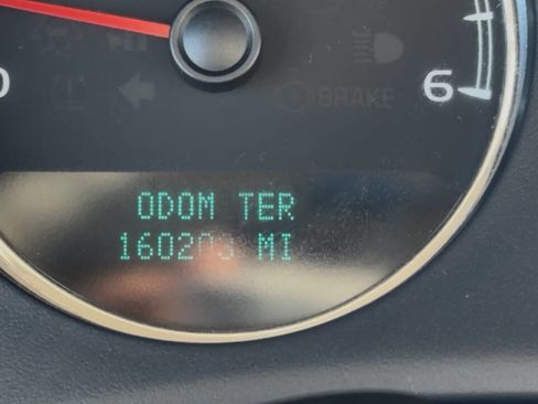 Used 2007 Chevrolet Suburban LT w/ LT Preferred Equipment Group image 38