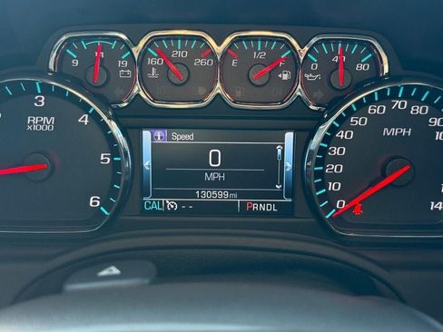 Used 2017 GMC Yukon SLT w/ Open Road Package AWD/4WD image 19