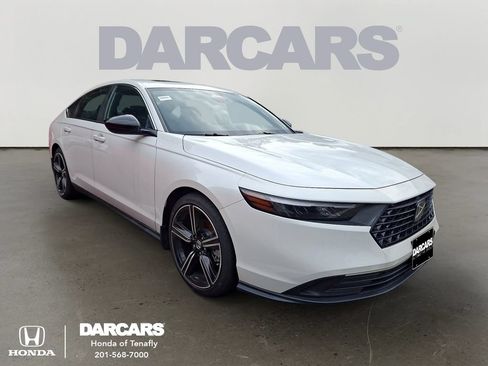 Used 2024 Honda Accord Sport image 1