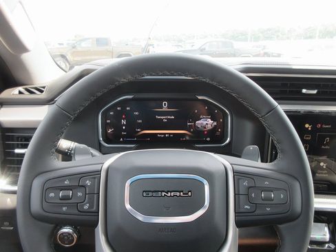 New 2026 GMC Sierra 1500 Denali w/ Denali Reserve Package image 20