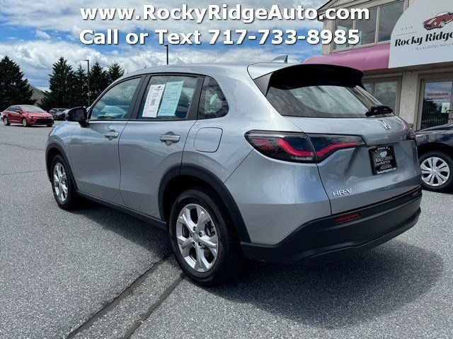 Used 2025 Honda HR-V LX image 5