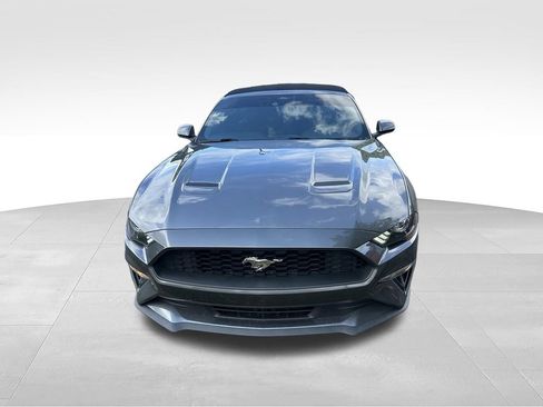 Used 2022 Ford Mustang Premium RWD image 4