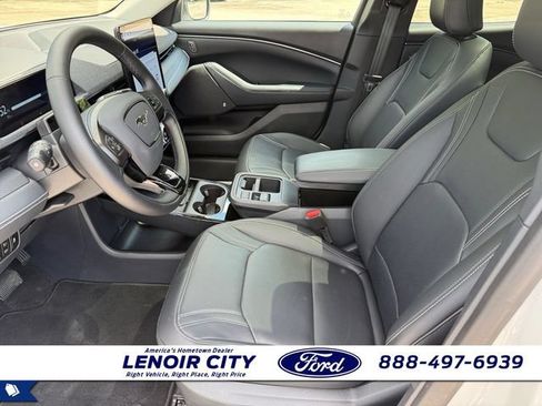 Used 2025 Ford Mustang Mach-E Premium AWD/4WD image 10
