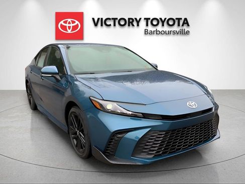 New 2026 Toyota Camry SE FWD image 2