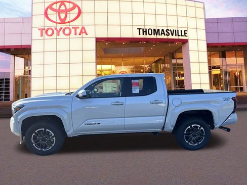 New 2025 Toyota Tacoma TRD Sport image 8