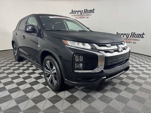 Used 2025 Mitsubishi Outlander Sport AWD image 5
