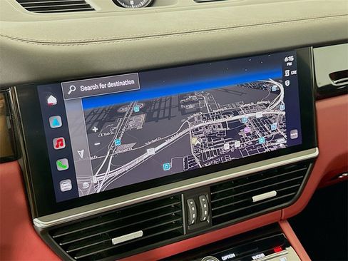 Used 2023 Porsche Cayenne S image 19